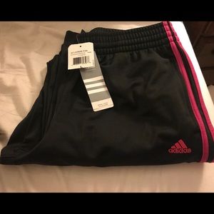 Adidas sweats NWT size large